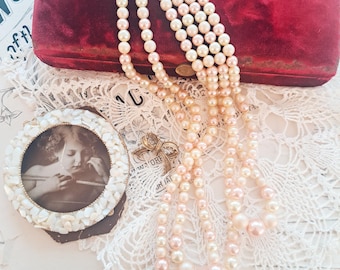 Vintage Velvet Parlor Box with Cream & Pink Pearl Necklace, Bow Pin, Crochet Doily