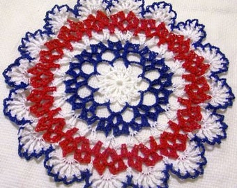 Red white blue patriotic 4th of July doilies by Aeshagirl