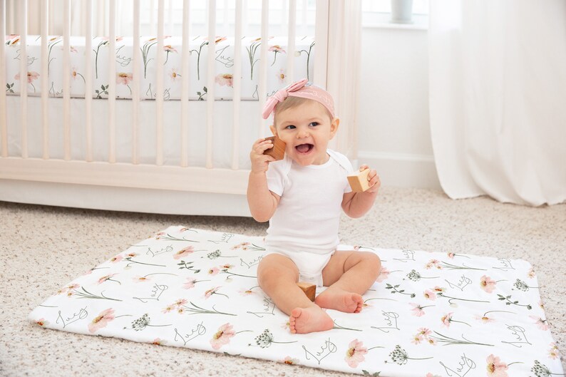 Personalized Pink Daisy Baby Bedding / Crib Sheet / Garden Etsy