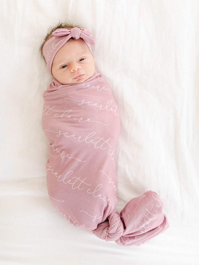 Personalized Baby Swaddle Blanket Set / Newborn Beanie Knotted Etsy