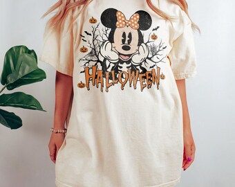 Vintage Minnie Halloween Shirt, Retro Magic Kingdom Shirt, Disneyland Halloween Shirt, Disneyworld Halloween Shirt, Women's Disney Shirt