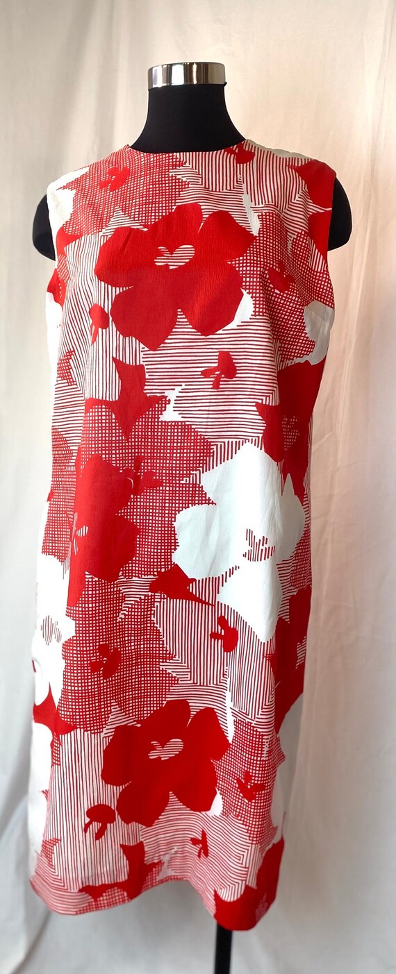 1960s red and white floral shift dress - image 1