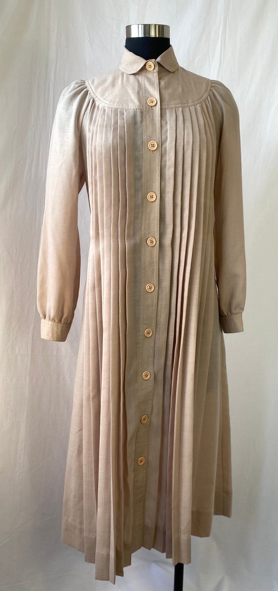 1980s Nipon Boutique beige pleated maxi dress