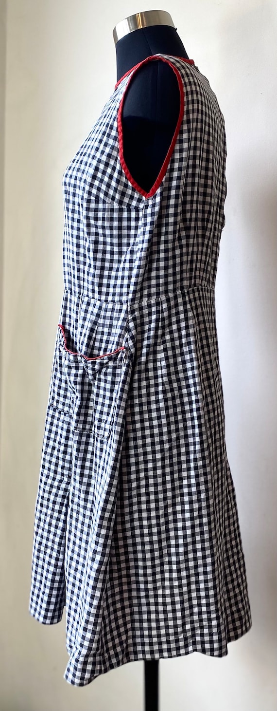 1960's black and white gingham cotton sleeveless … - image 3
