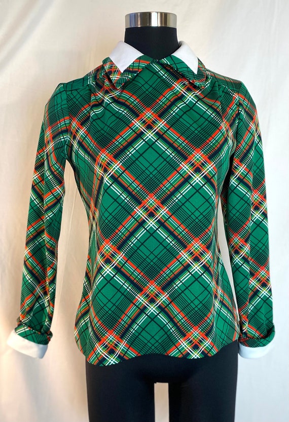 1970s green, red, and white plaid poly collared bl