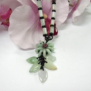 Jade Sun Flower (太阳花) Good Luck Charm Necklace