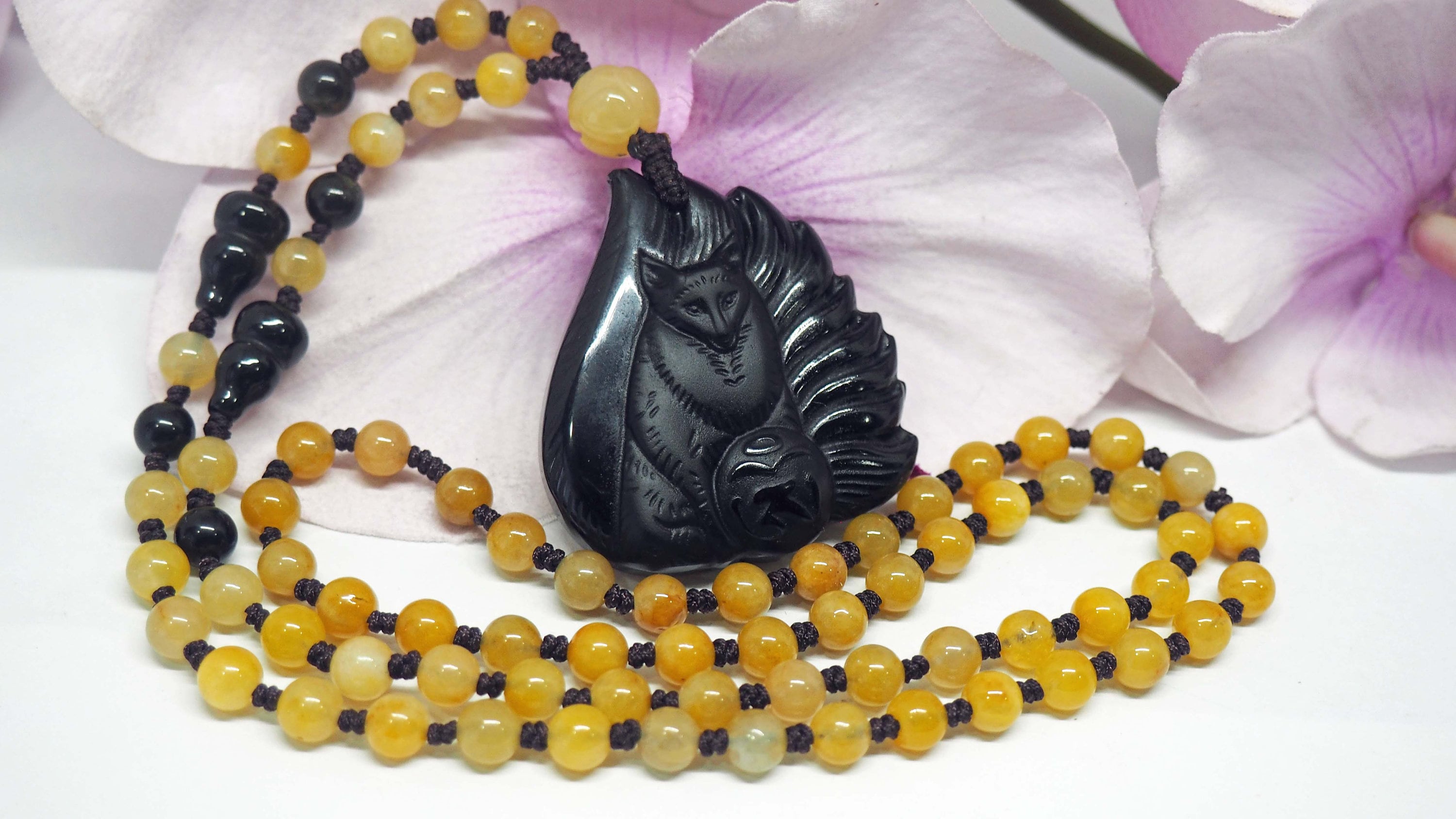 POWERFUL Obsidian Nine Tailed Fox With a STAR BALL 黑曜石九尾狐狸