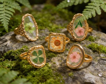 Birth Flower Ring Adjustable Delicate Personalized Gift, Real Preserved Flower ,Floral Jewelry Gift