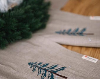 Guardanapos de linho cinza com bordado de árvore de Natal, Guardanapos de Natal bordados