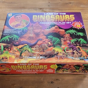 Toy Street Land of The Dinosaurs Prehistoric Playset, 1992 Vintage Toy street Dinasaur Playset
