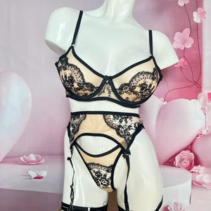 French mesh flower embroidered lingerie set,Elegant lingerie,Wedding lingerie,Honeymoon lingerie,Gift for her