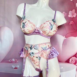 Purple flower embroidered lingerie set,Elegant lingerie