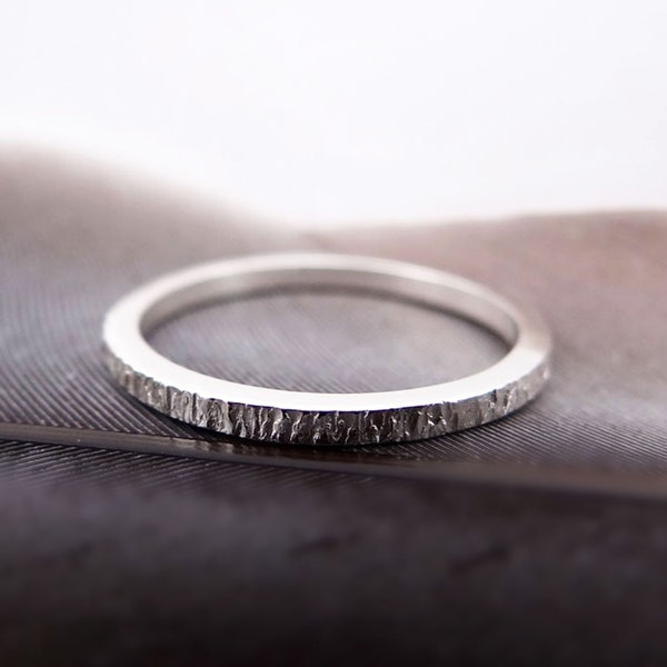 Silver Woodgrain Ring