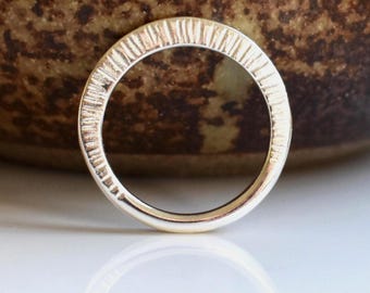 Skulpturaler Sonnenstrahlenring, handgefertigt aus recyceltem Sterlingsilber – Einzigartiger Sonnenstrahl – Strukturierter Schmuck