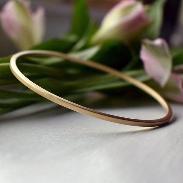 Simple Bangle Handmade in Solid Brass - Stackable Bangle Bracelet - Matte Satin Brass Bangle - Stacking - Modern - Minimal - Gift - NuGold