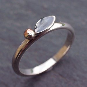 Leaf Ring in Sterling Silver and Copper