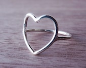THE MUSEUM VISITOR★韓国★男女兼用 HEART OUTLINE SILVER RING THE MUSEUM VISITOR☆韓国☆男女兼用 HEART OUTLINE SILVER RING