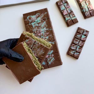 Big 450 g  Dubai Chocolate Bar Pistachio /1 pound Chocolate Bar, Kadayif  Pistachio Chocolate Bar, Fresh Dubai Chocolate Bar Knafen