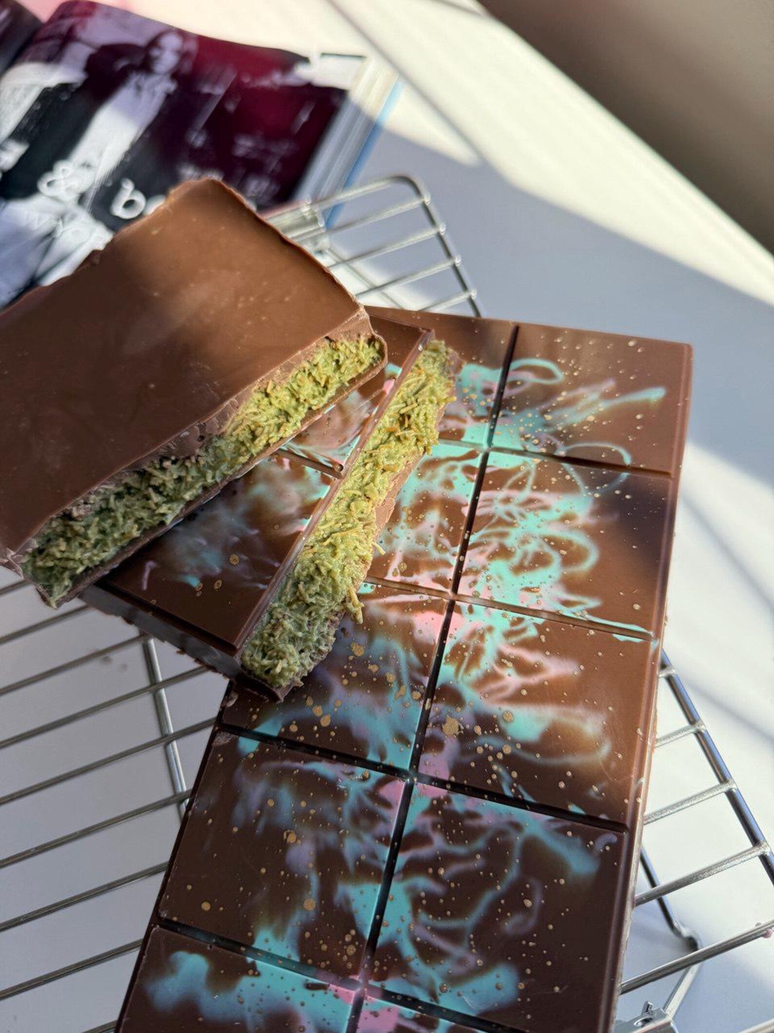 Dubai Chocolate Pistachio Bar Large main image 1