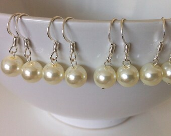 5 Pairs Simple Pearl Earrings, 5 Pairs Bridesmaid Earrings, Pearl Drop Earrings, Bridesmaid Pearl Earrings, Set of 5 Bridesmaid Gifts