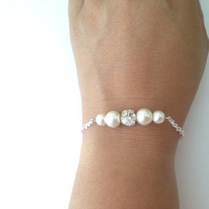 Set of 9 Bridesmaid Gift Bracelets, 9 Pearl and Rhinestone Bracelets, Bridesmaid Pearl Bracelets, Bridesmaid Gifts image 1