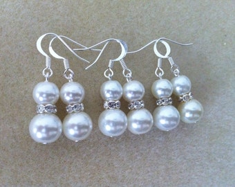 3 Popular Favourite Pearl Bridesmaids Earrings