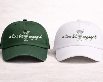 Czapka z haftem "A Tini Bit Engaged", czapka "Birth Martini", czapka na wieczór panieński, prezent na wieczór panieński, czapka baseballowa z okazji zaręczyn