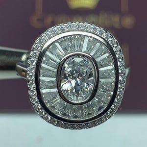 Lab Grown Diamond Ring For Wedding Engagement Oval 1.00 IGI Certified F VS2