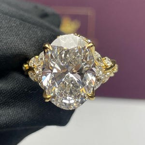 Lab Grown Diamond Ring For Wedding Engagement Oval 5.00 IGI Certified F VS2