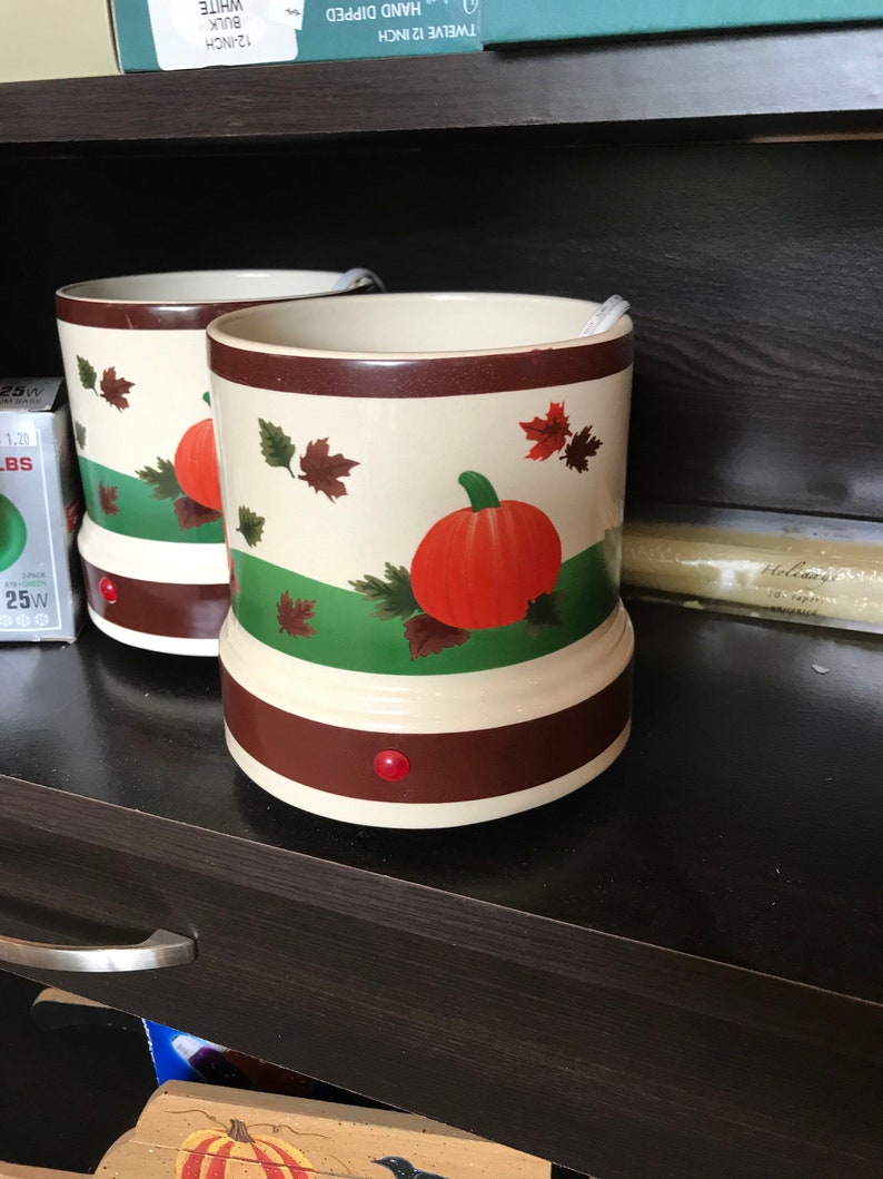 Electric jar candle warmer or Potpourri simmer pot // Etsy