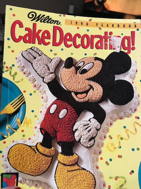 Vintage Wilton Cake Decorating Yearbooks: Choice of 1972, 1974 or