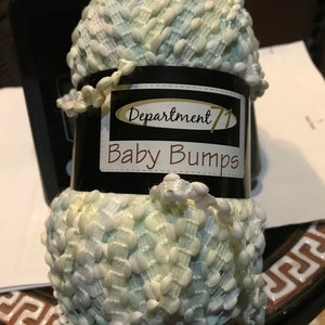 1 skein NWT  Department 71 baby bumps chunky #5 acrylic yarn - color: white /pastel - 3.5 oz