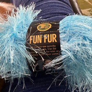 NIP lion brand fun fur yarn assorted colors /100% polyester - 1.75 oz/50 gram/60 yd
