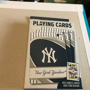 NIB New York Yankees playing cards - standard deck - official MLB