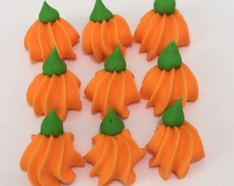 100 Royal icing small pumpkins. Approx. size 1/2”