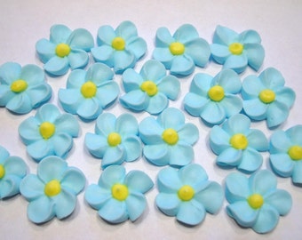 LOT of 100 forget me not royal icing flowers