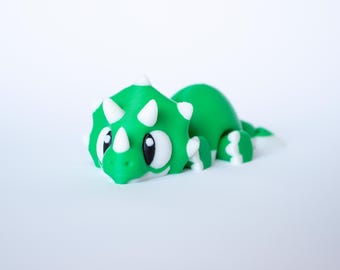 Cute 3D Printed Triceratops Toy, Articulated Dinosaur Fidget Toy, Sensory Gift, Pocket Pet, Party Favor Stocking Stuffer, Flexi Desk Pet