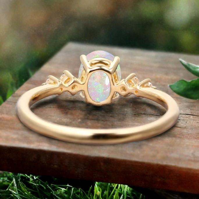オーバルカット オパール リング 指輪 ヴィンテージオパール結婚指輪、ユニークなオーバルカットオパール婚約
