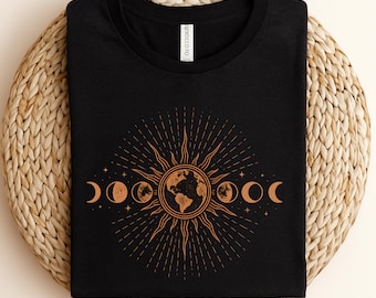 Koszulka Celestial Moon Phase | Koszulka Earth Sun and Moon | Koszulka Astrology | Koszulka Boho Cosmic | Prezent Feministyczny | Koszulka Zodiac Energy
