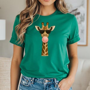 Giraffe Shirt, Animal Lovers Tshirt, Safari Tee, Nature Lover Shirt, Cute Giraffe Shirt, Zoo Animal Shirt, Giraffe Lover, Animal Sweatshirt