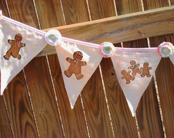 Hand-Painted Gingerbread Man Fabric Bunting Banner: Customizable Holiday Decor