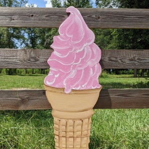 Vintage Style Ice Cream Cone Sign: Custom Colors, Indoor/Outdoor Decor