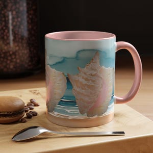 Coastal Seashell Coffee Mug, Ocean-Inspired Drinkware for Beach Lovers, Perfect for Gifts & Home Decor, Shell Art Cup, Summer Vibes
