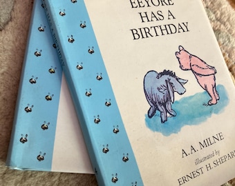 Dos libros de cuentos de Winnie the Pooh