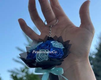 Personalized Ribbon Rose Bouquet Keychain: Handmade Eternal Roses