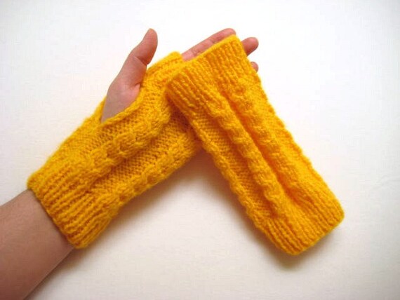 yellow fingerless gloves