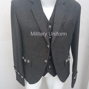 Veste kilt en tweed de laine gris anthracite pour homme avec gilet de mariage à losanges écossais homme