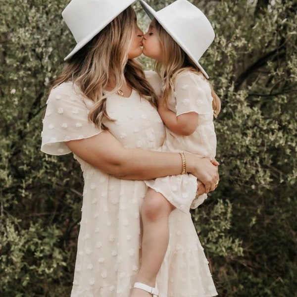 Eden Short Sleeve Dot Dress - Ivory