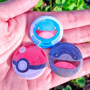 Botón Wooper Clodsire Pokeball de 1.25" // Insignia Pokémon // Parte trasera metálica // Pokémon Pokopia