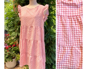 Vintage Pink and White Gingham Babydoll Dress, Tiered Trapeze Dress with POCKETs, Ruffles //FREE SHiPPING// Medium